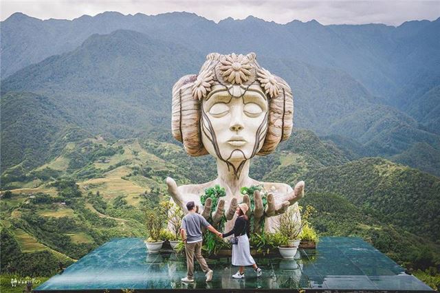 Visitare Moana Sapa con un locale: set fotografici, prezzi e consigli