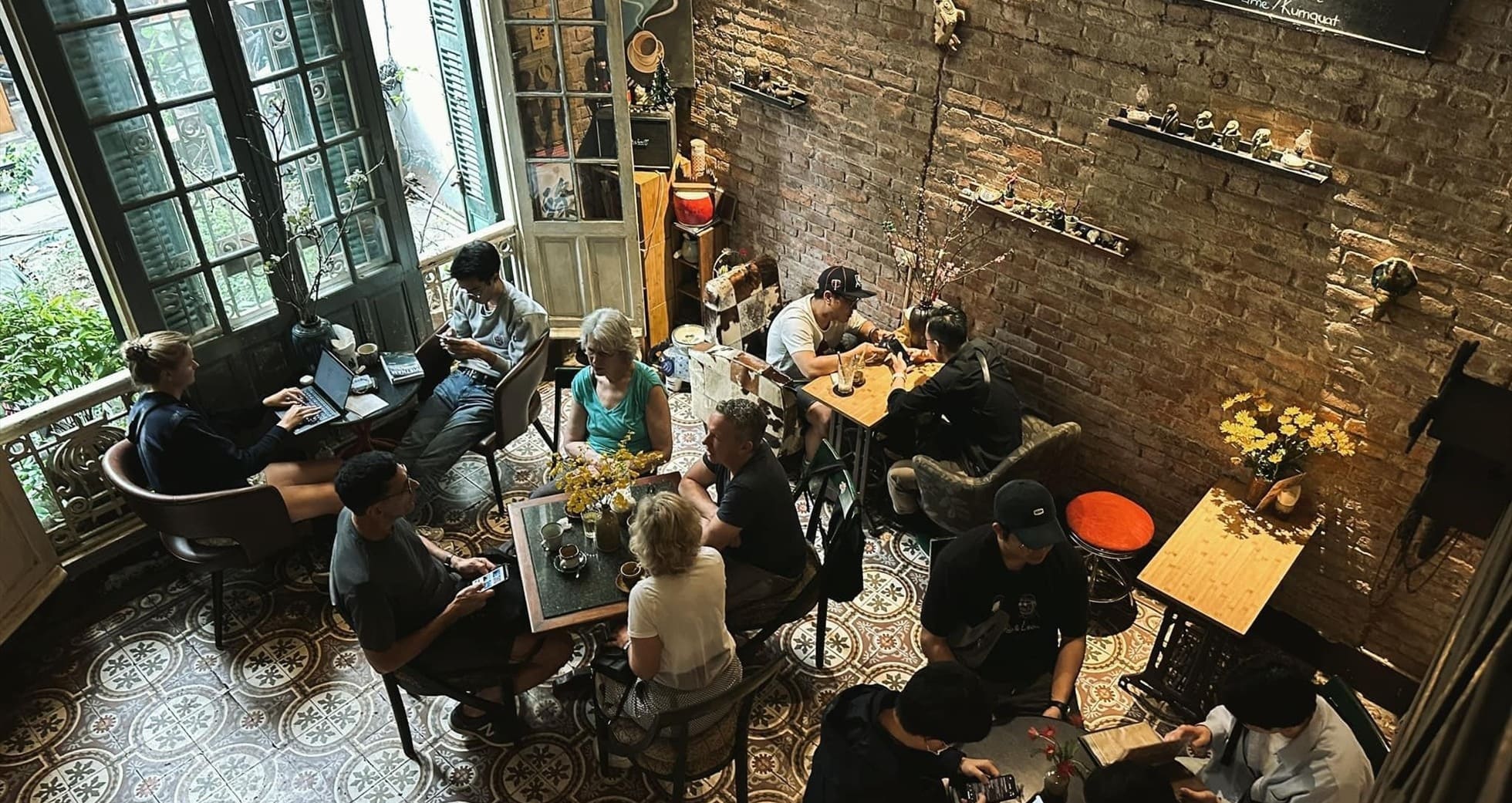 Cultura del caffè ad Hanoi: le caffetterie imperdibili per ogni viaggiatore