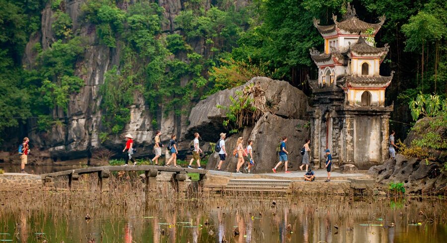Pagoda di Bich Dong: serenità tra i karst di Tam Coc