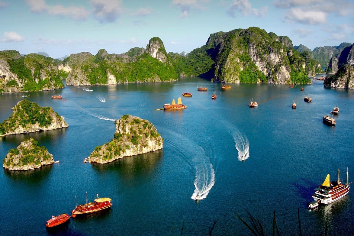 Cosa fare nella Baia di Ha Long: 10 esperienze da non perdere