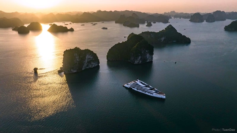 Sunset at Halong Bay