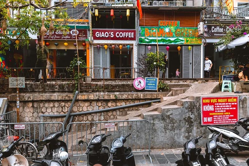 strada del treno hanoi