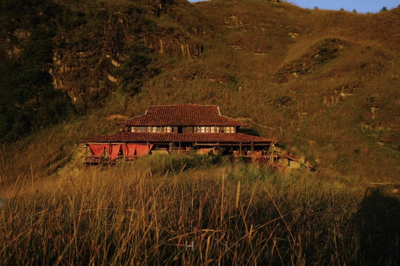 Collina di Ba Quang color ruggine