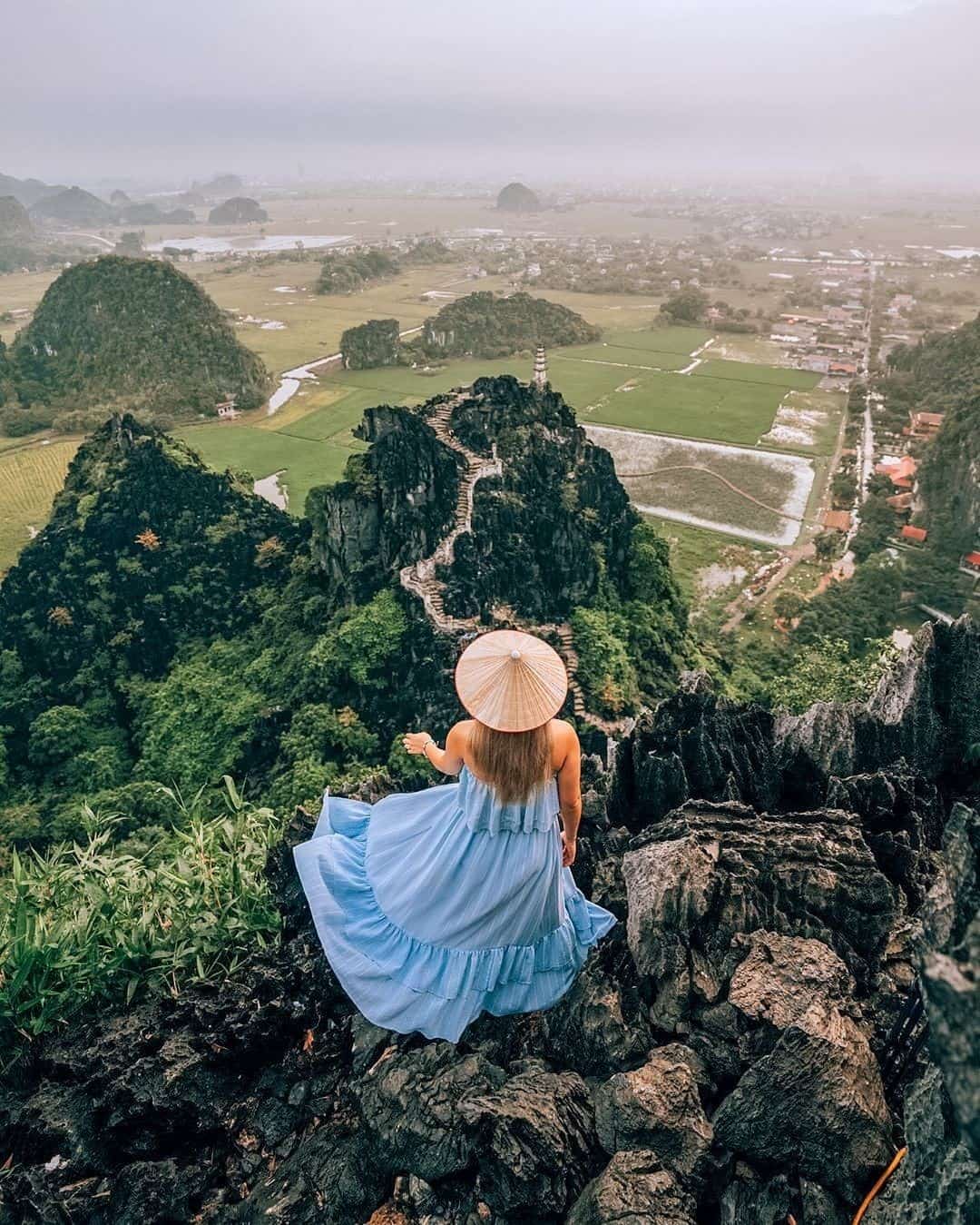 La cima del Monte Mua, uno dei luoghi più famosi per fotografare Ninh Binh