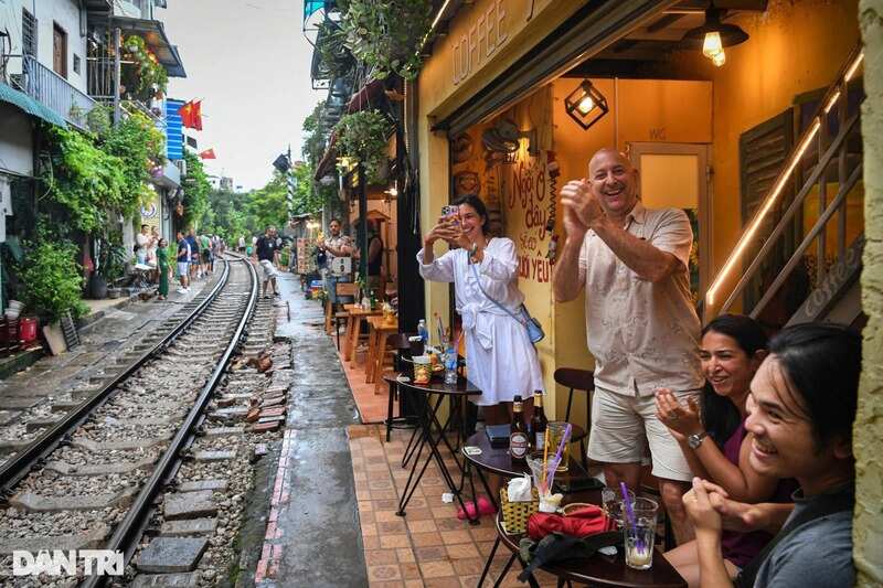 strada del treno hanoi