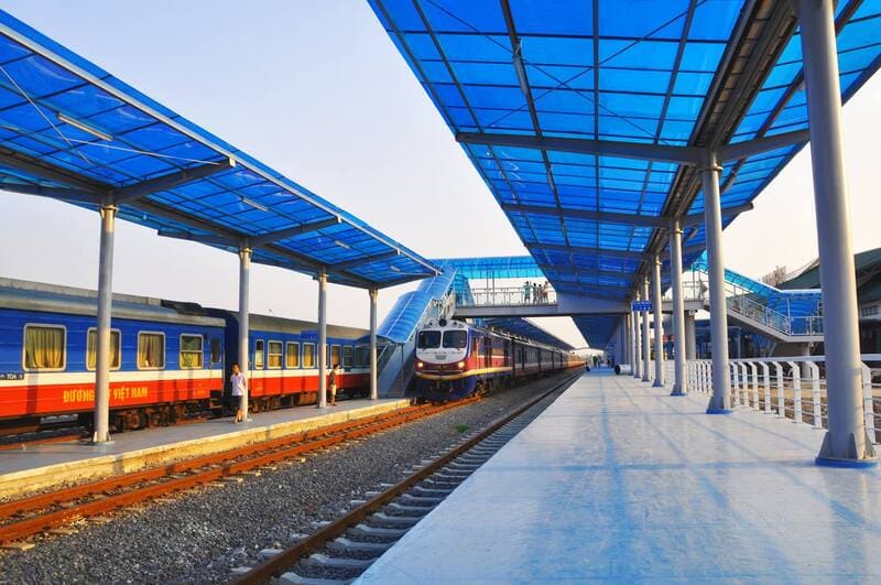 Stazione ferroviaria di Ninh Binh