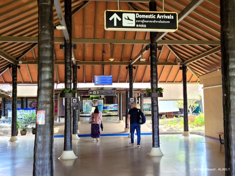 Terminal e sala arrivi dell'aeroporto di Samui