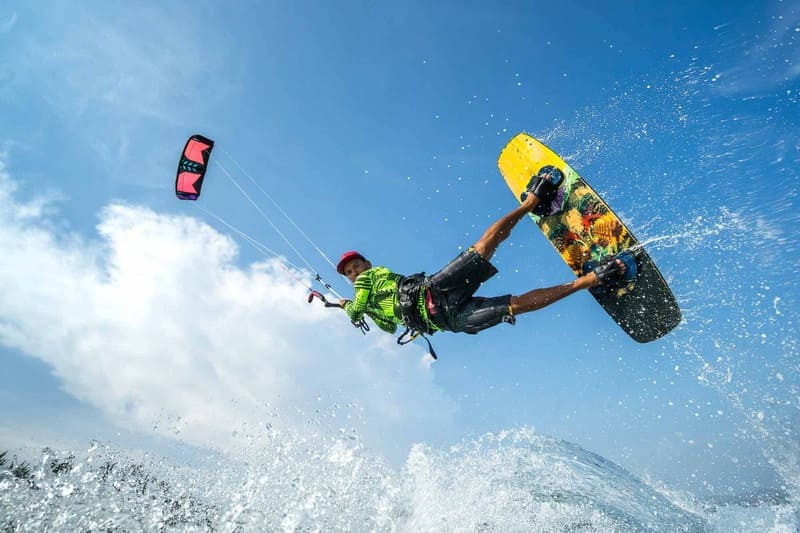 kitesurf