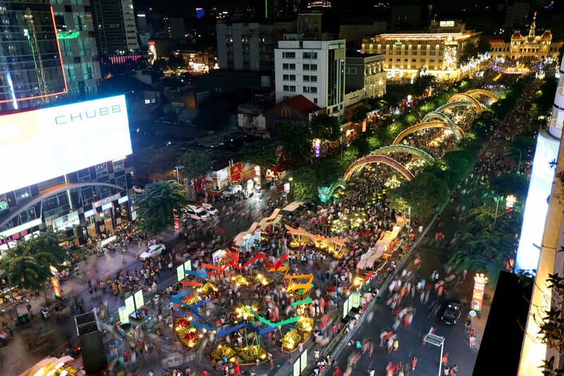 nguyen hue street on tet holiday