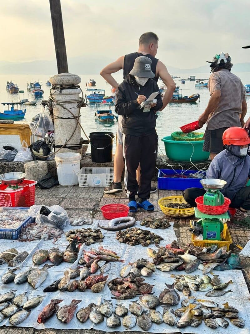 You only have to move a little away from the center – just 15-20 minutes by scooter – for everything to become authentic.