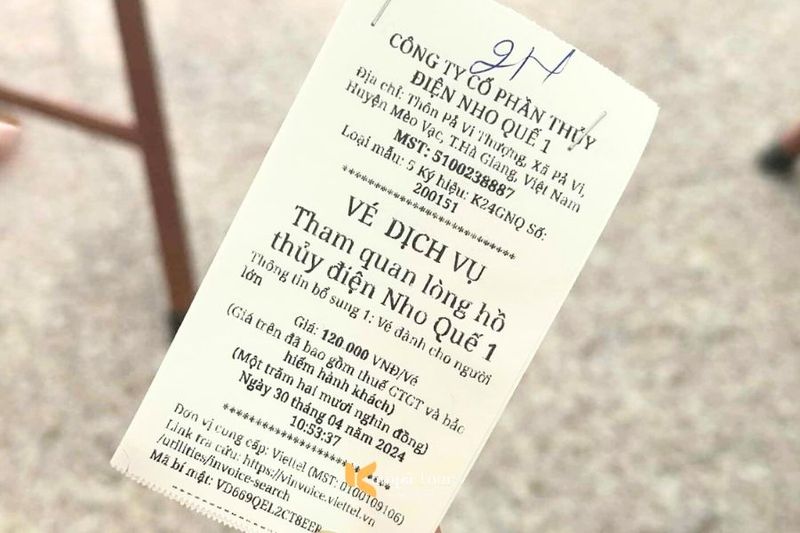 Biglietto per il tour in barca sul fiume Nho Que