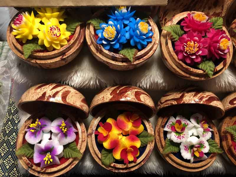 Fiore di sapone scolpito