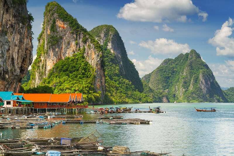La Baia di Phang Nga, un luogo di bellezza maestosa