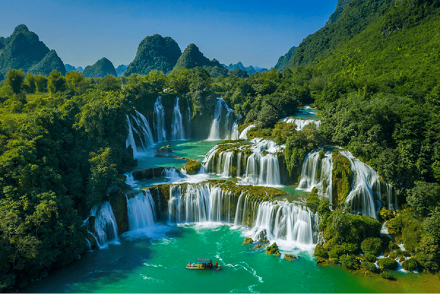 Quang Uyen - Cascate di Ban Gioc - Cao Bang
