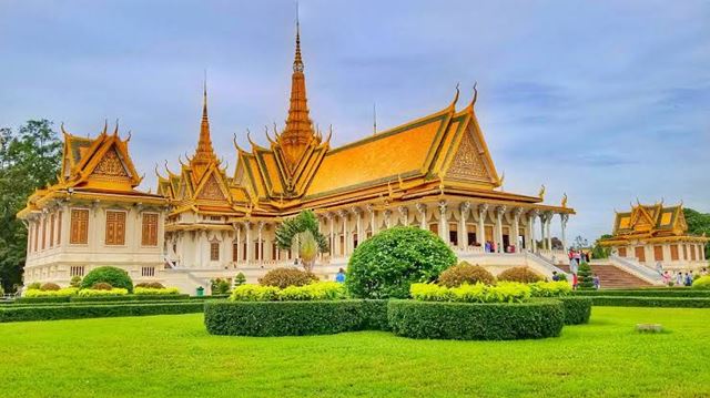 Phnom Penh – City tour e ciclismo sull’isola di Koh Dach