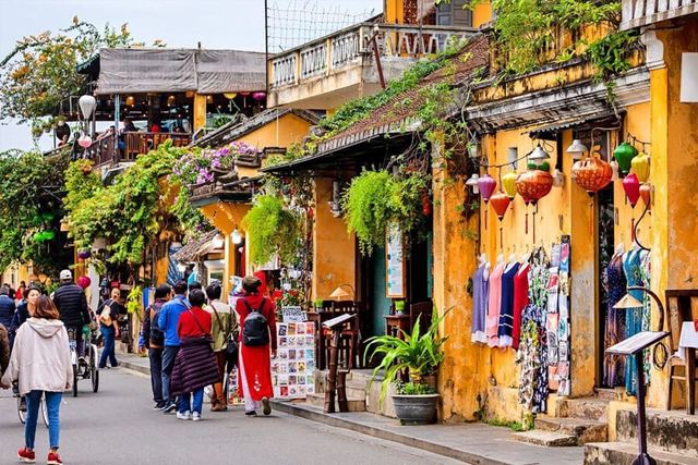 Hoi An – Giornata libera e volo serale per Ho Chi Minh City