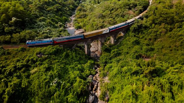 Hue – Spettacolare strada panoramica verso Hoi An