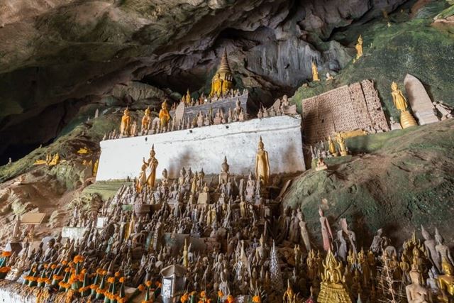 Luang Prabang – grotte di Pak Ou e visita della città