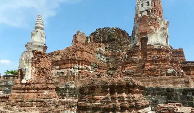 Kanchanaburi – Erawan National Park – Ayutthaya