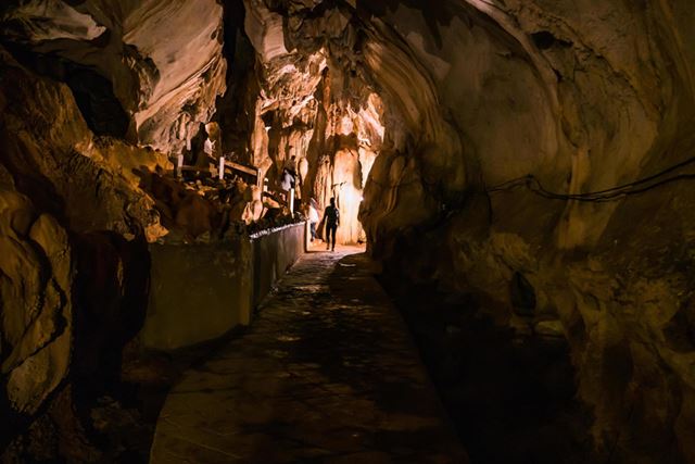 Luang Prabang – Treno ad alta velocità per Vang Vieng – Grotta Tham Jang