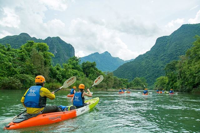 Vang Vieng – Vientiane (160 km, ~3.5 ore di viaggio)