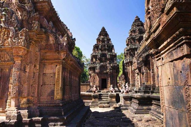 Hoi An - Siem Reap (volo di 2 ore)