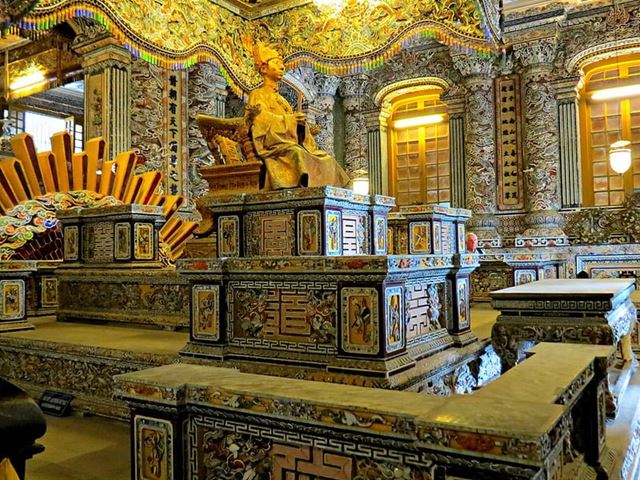 Hue – Ho Chi Minh City