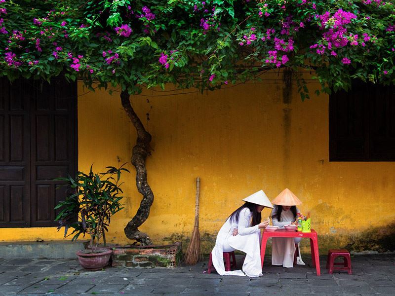 I colori prendono vita nel quartiere storico di Hoi An