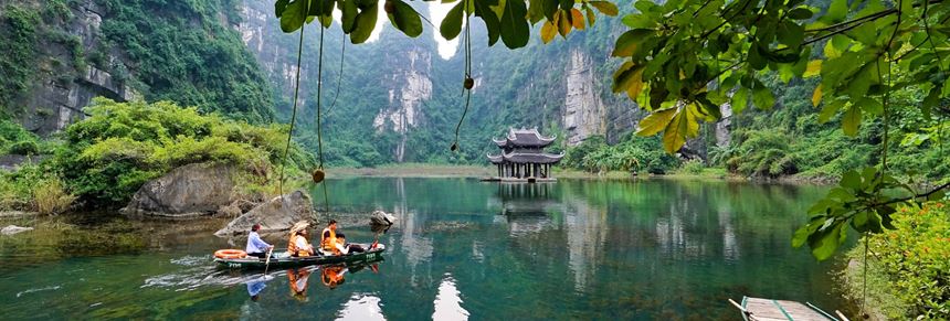 Viaggio attraverso l'antica bellezza di Ninh Binh e la sua affascinante grotta di Mua